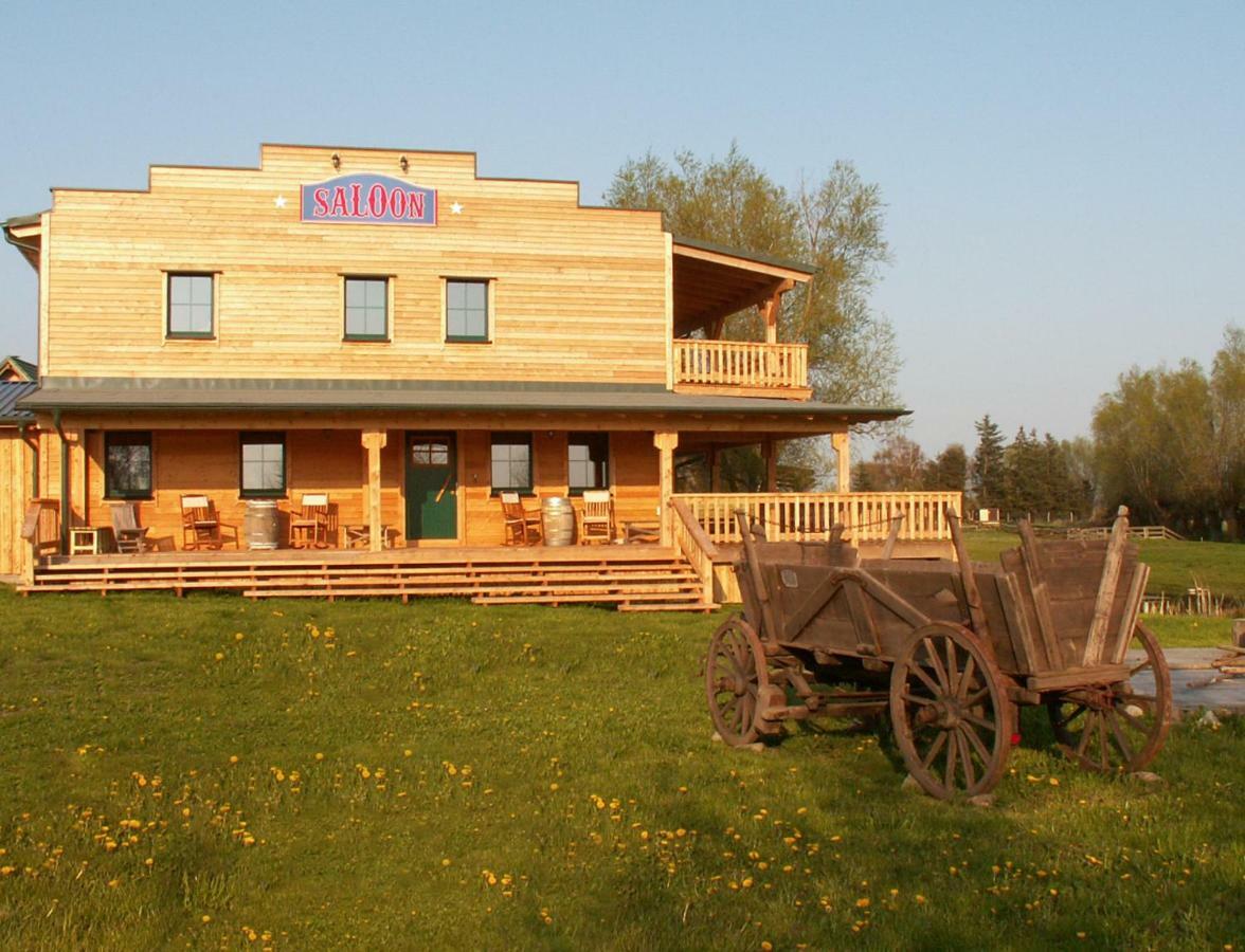 Horse Lake Ranch Neuendorf  Kültér fotó